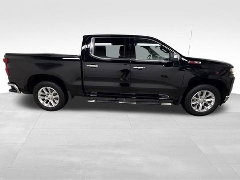 Used 2021 Chevrolet Silverado 1500 LTZ image 16