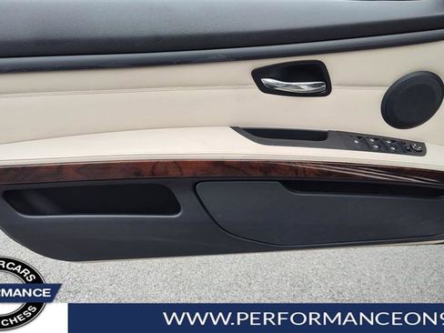 Used 2013 BMW 328i Convertible image 14