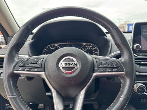 Used 2022 Nissan Altima 2.5 SR w/ Midnight Edition Package image 14