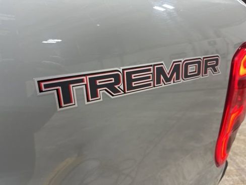 Used 2021 Ford Ranger Lariat w/ Tremor Off-Road Package image 16