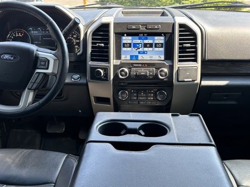 Used 2018 Ford F150 Lariat image 14