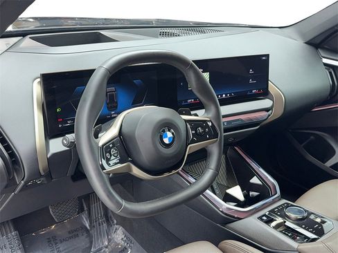 Used 2025 BMW X3 xDrive30i image 14