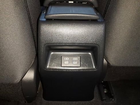 Used 2024 Toyota Corolla SE image 12