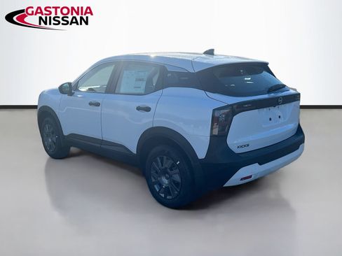 Used 2026 Nissan Kicks S FWD image 6