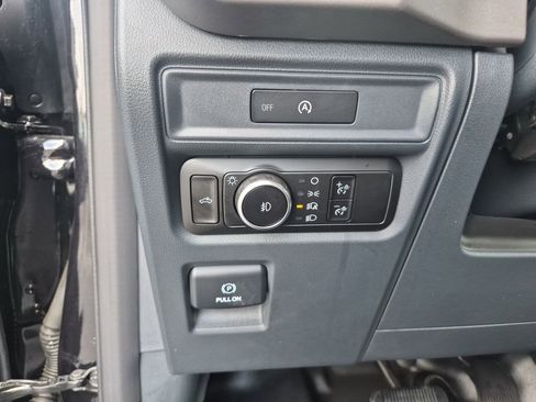 Used 2025 Ford F150 XL w/ Equipment Group 103A High image 19