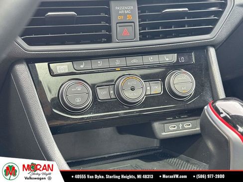 Certified 2024 Volkswagen Jetta GLI Autobahn w/ GLI Black Package FWD image 27