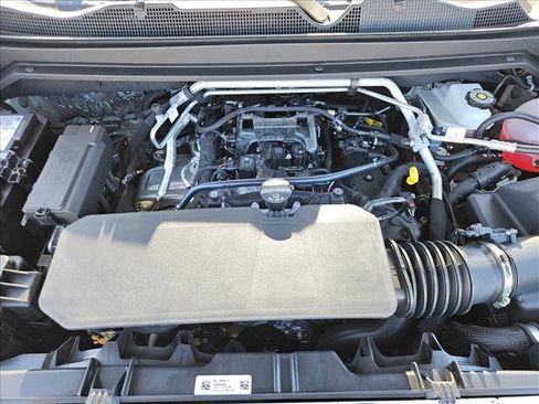 New 2026 Chevrolet Colorado ZR2 image 17