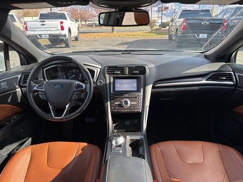Used 2019 Ford Fusion Titanium image 13