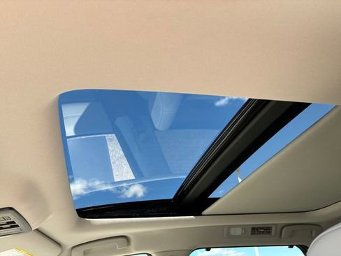 New 2026 Nissan Pathfinder SL w/ SL Premium Package image 19