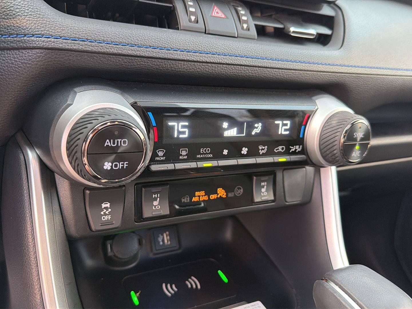 Certified 2025 Toyota RAV4 XSE AWD/4WD image 26