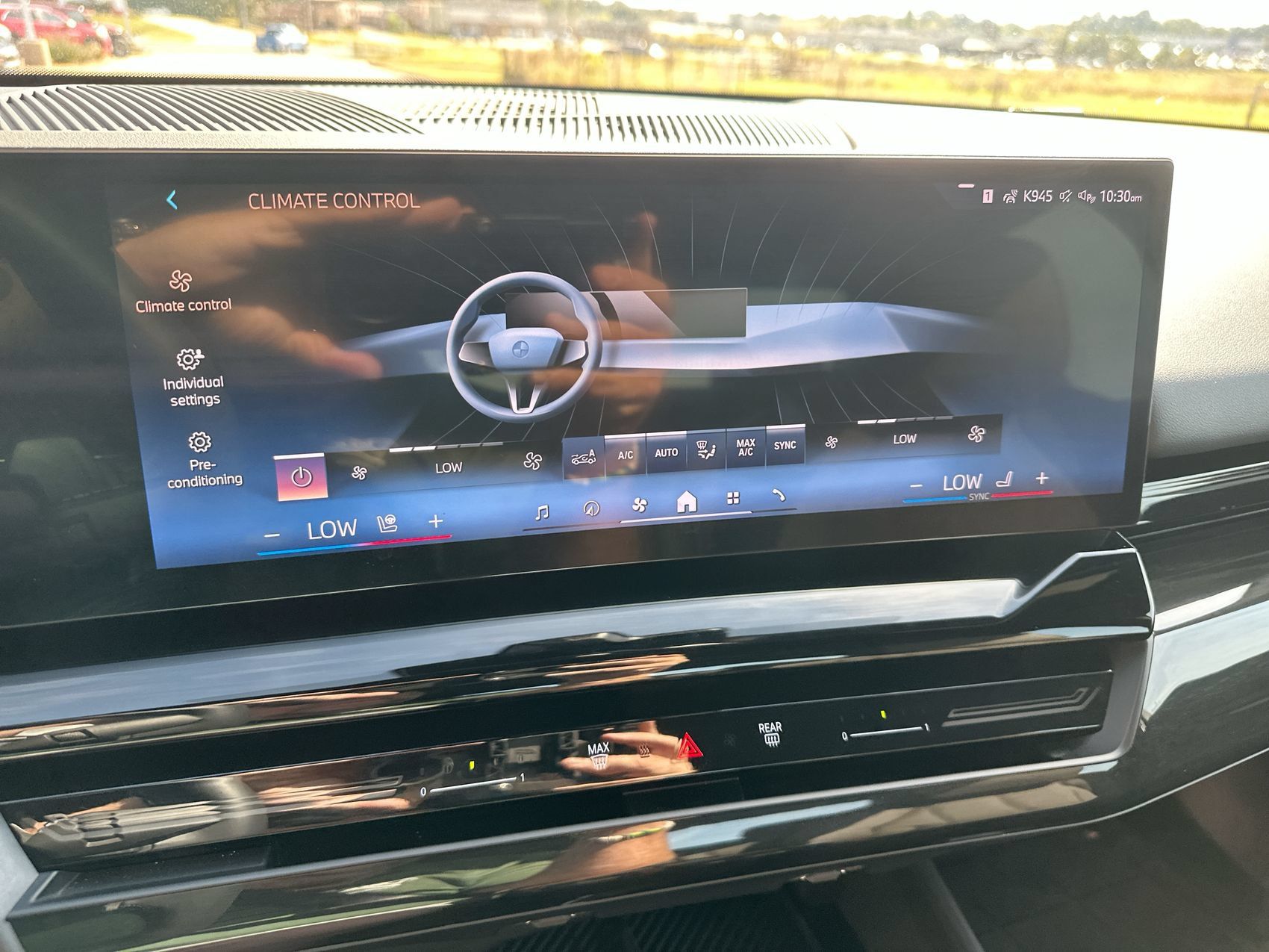 Used 2024 BMW 530i w/ Convenience Package RWD image 19