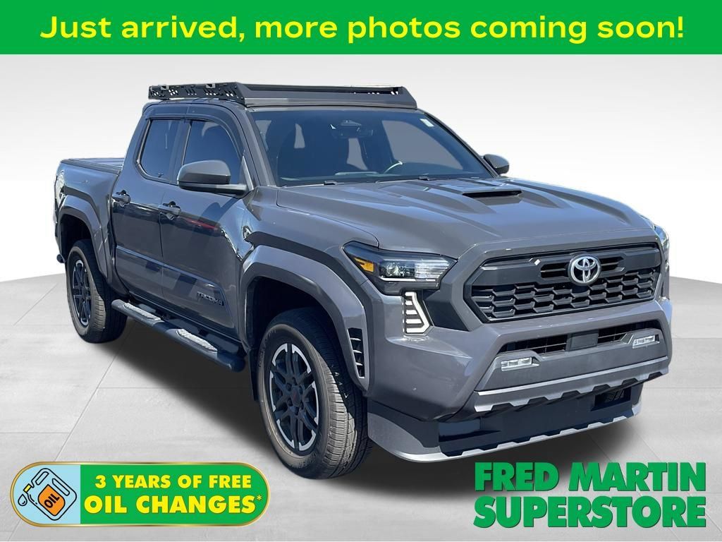 Used 2024 Toyota Tacoma TRD Sport AWD/4WD 360° Tour