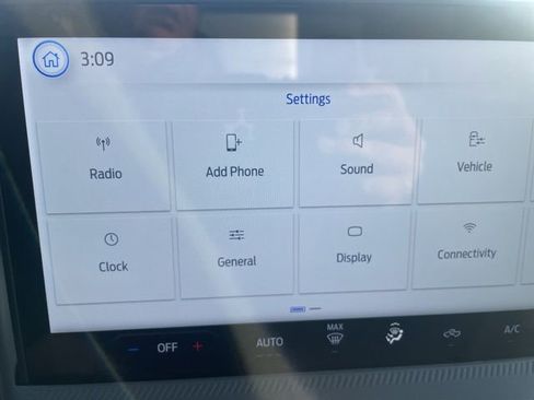 New 2026 Ford Maverick Lobo AWD/4WD image 4