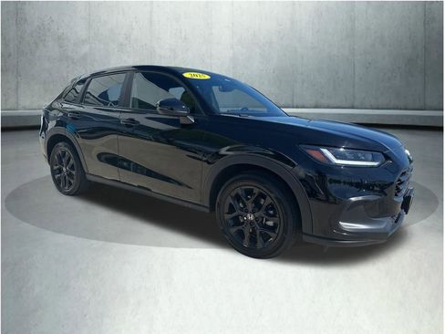 Used 2025 Honda HR-V Sport image 7