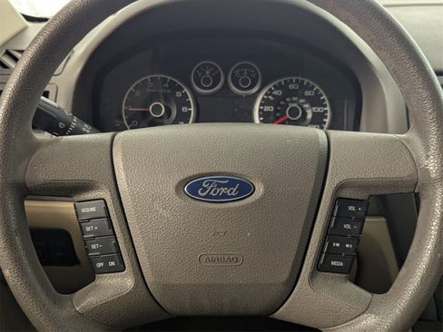 Used 2007 Ford Fusion SE image 16