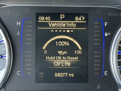 Used 2015 Chrysler 200 Limited FWD image 20
