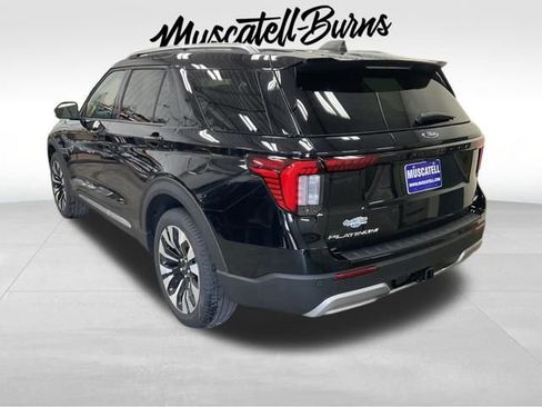 Used 2025 Ford Explorer Platinum w/ LUX Leather Package image 3