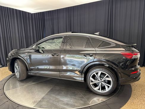 Used 2024 Audi Q4 e-tron Premium w/ Convenience Package image 5