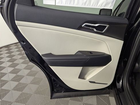 New 2026 Kia Sportage EX image 28