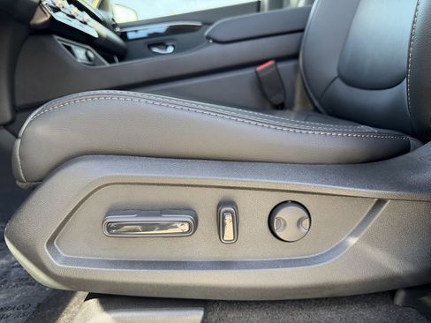 New 2025 Honda Pilot Touring image 20