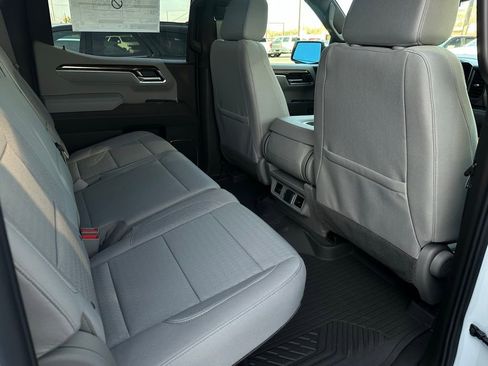 New 2026 Chevrolet Silverado 1500 LT w/ Z71 Off-Road Package image 17