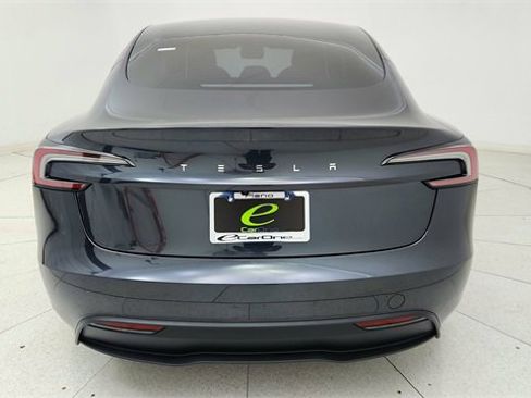Used 2025 Tesla Model 3 Long Range image 5