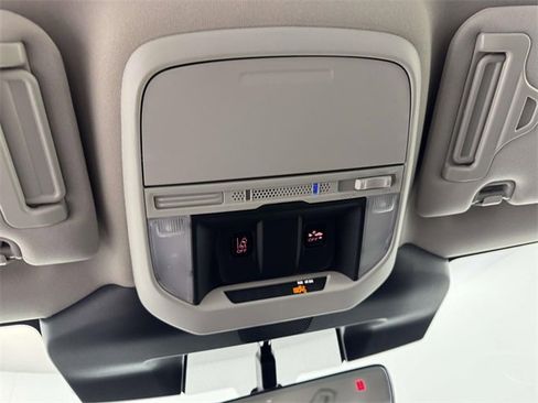 Certified 2023 Subaru Forester image 25