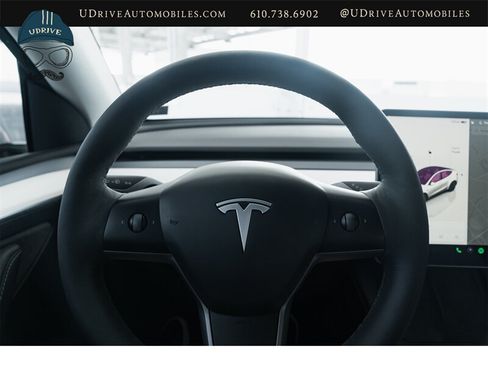 Used 2023 Tesla Model Y Long Range AWD/4WD image 25