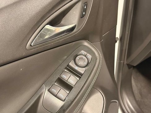 Used 2025 Buick Encore GX Preferred FWD image 14
