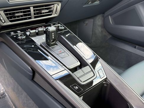 Used 2025 Porsche 911 Carrera GTS image 44