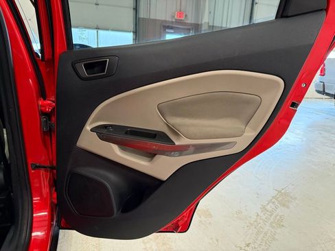 Used 2020 Ford EcoSport SE w/ SE Convenience Package image 29