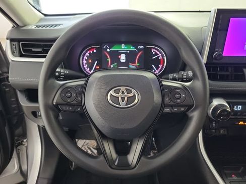 Used 2024 Toyota RAV4 XLE FWD image 26