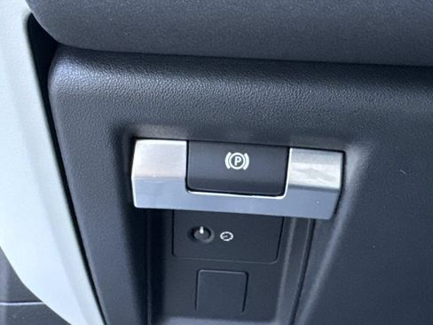 Certified 2023 Land Rover Defender 110 S AWD/4WD image 29