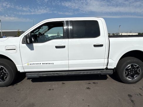 Certified 2022 Ford F150 Lightning XLT w/ Tow Technology Package AWD/4WD image 4