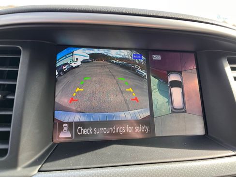 Used 2019 Nissan Pathfinder SL image 36