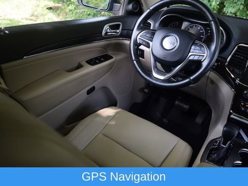 Used 2020 Jeep Grand Cherokee Limited AWD/4WD image 2