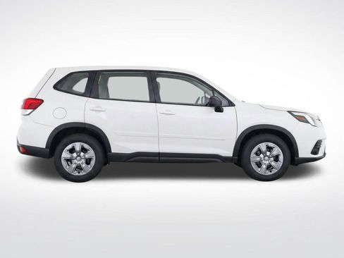 Used 2023 Subaru Forester AWD/4WD image 9