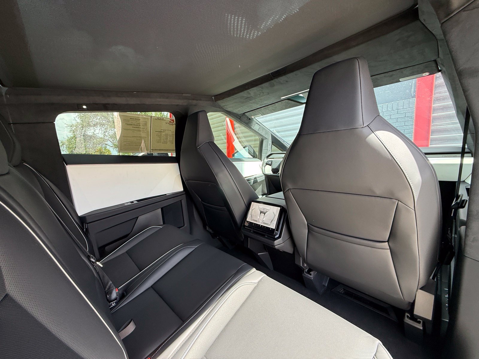 Used 2024 Tesla Cybertruck AWD Crew Cab image 24