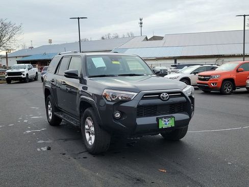 Used 2024 Toyota 4Runner SR5 Premium image 10