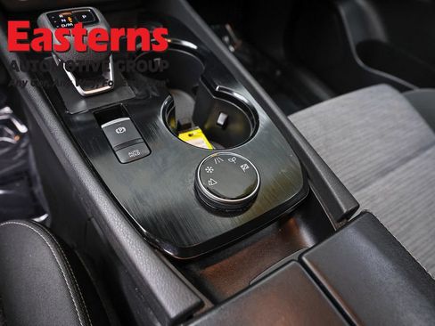 Used 2023 Nissan Rogue SV AWD/4WD image 20