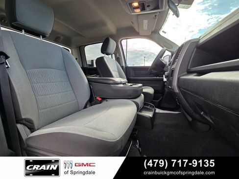 Used 2022 RAM 1500 Tradesman w/ Chrome Plus Package RWD image 29