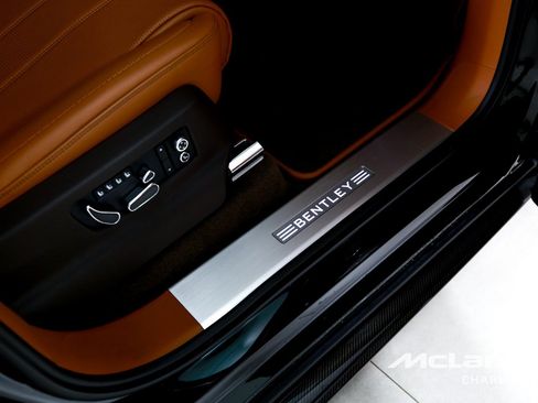 Used 2021 Bentley Bentayga w/ First Edition Specification AWD/4WD image 32