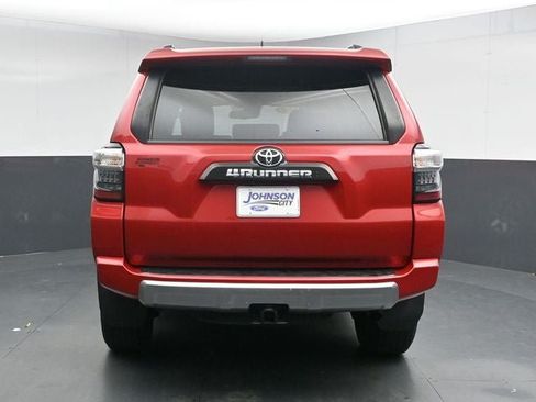 Used 2024 Toyota 4Runner TRD Off-Road Premium AWD/4WD image 9
