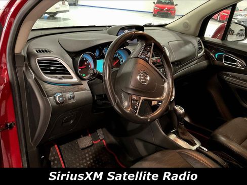Used 2016 Buick Encore Convenience FWD image 4