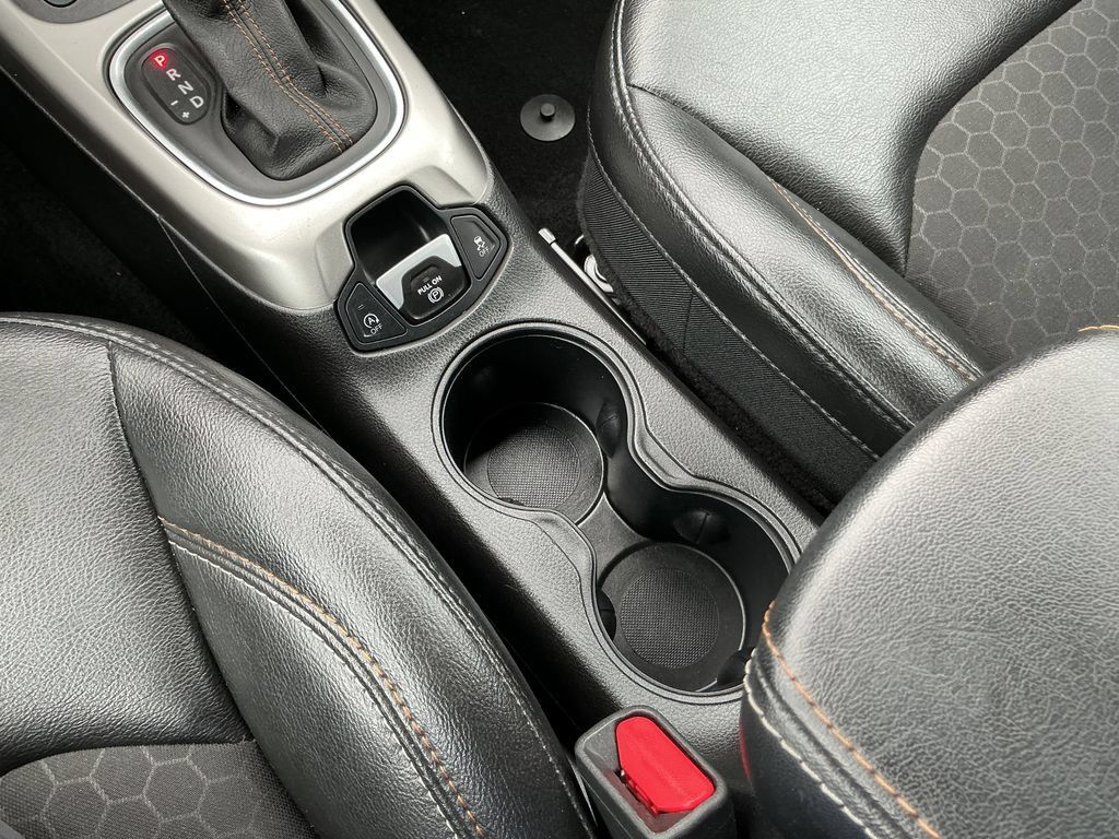 Used 2019 Jeep Compass Latitude AWD/4WD image 30
