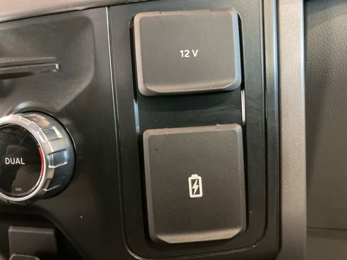 Used 2025 Ford F150 XLT w/ Equipment Group 301A Standard image 18