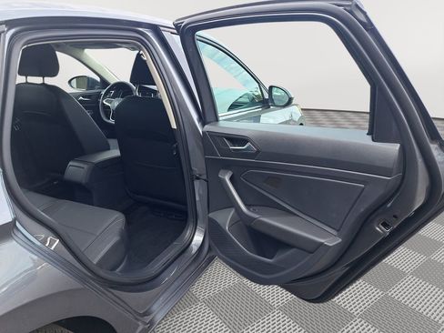 Used 2024 Volkswagen Jetta SE image 15