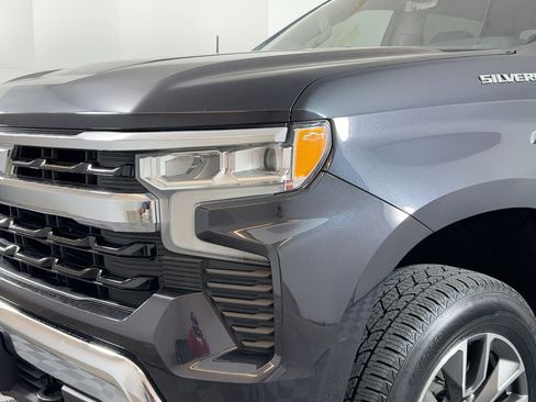 Used 2022 Chevrolet Silverado 1500 LT image 10