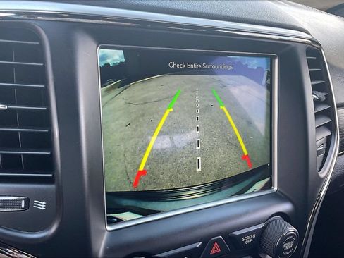 Used 2018 Jeep Grand Cherokee High Altitude RWD image 14