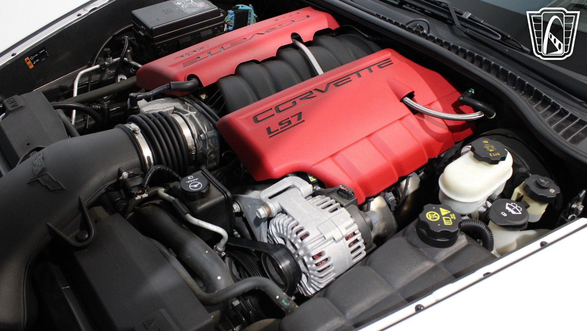 Used 2013 Chevrolet Corvette Z06 w/ 3LZ Preferred Equipment Group RWD image 9